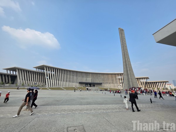 Bảo tàng Lịch sử Quân sự Việt Nam: Nơi 